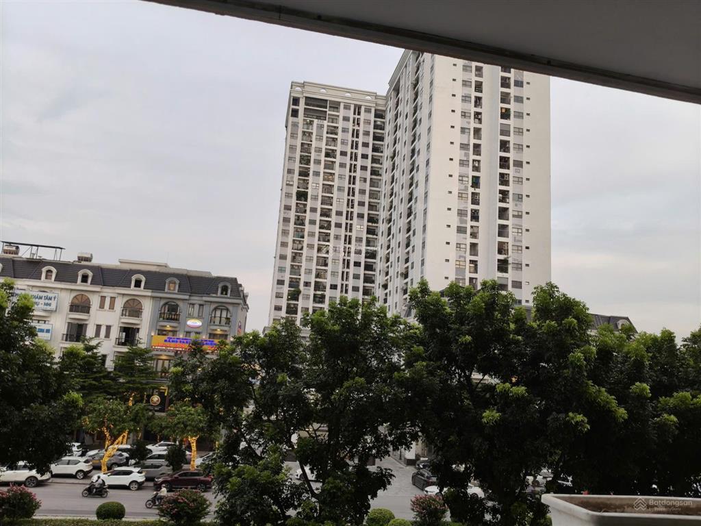 Chính chủ gửi bán chung cư sài đồng67m siêu thoángtầng caosổ sẵn giá 4.1 tỷ có thương lượng sâu