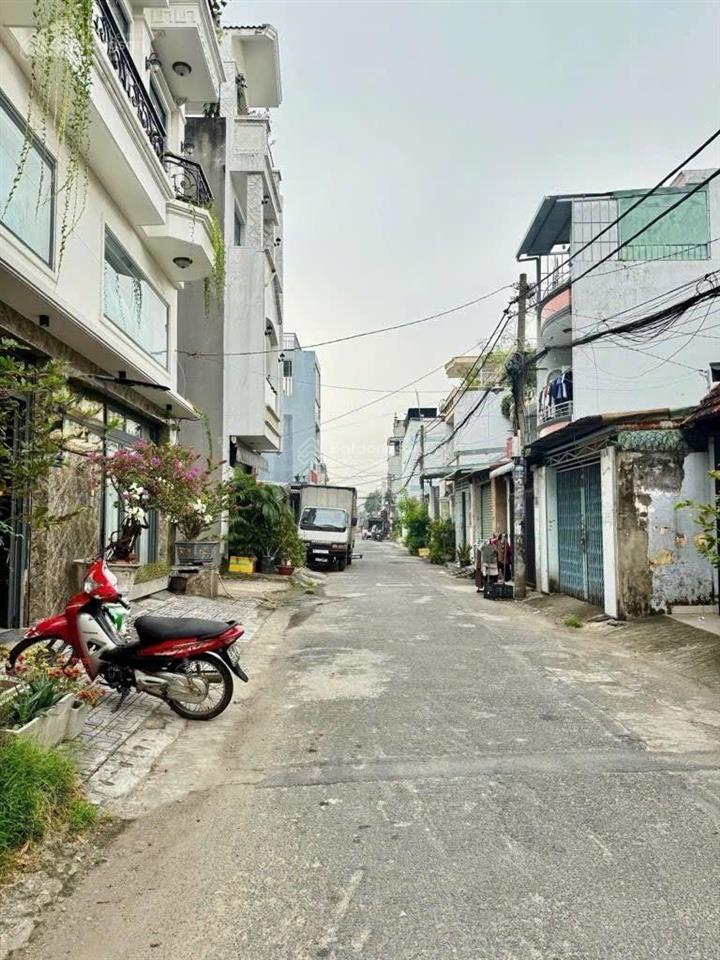 Bán nhà 5 tầng, ngang 5m, hẻm 1 trục xe hơi tránh  phạm văn bạch, trần thái tông  hơn 10tỷ