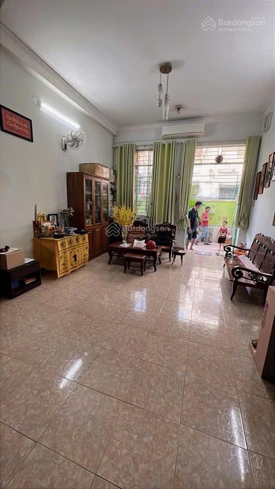 Bán nhà phú nhuận, gần sân bay  ngang lớn hơn 7m, 115m2, xe hơi ngủ nhà  20.9tỷ