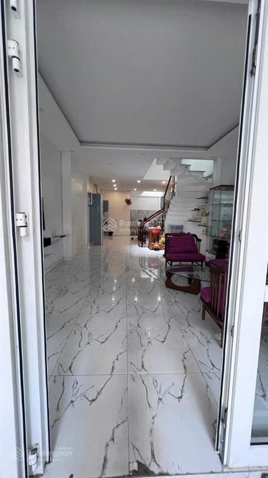 Bán nhà hoàng văn thụ, nguyễn đình khơi  73m2, ngang gần 5m vuông, 3 tầng, trước nhà 6m  9.9tỷ