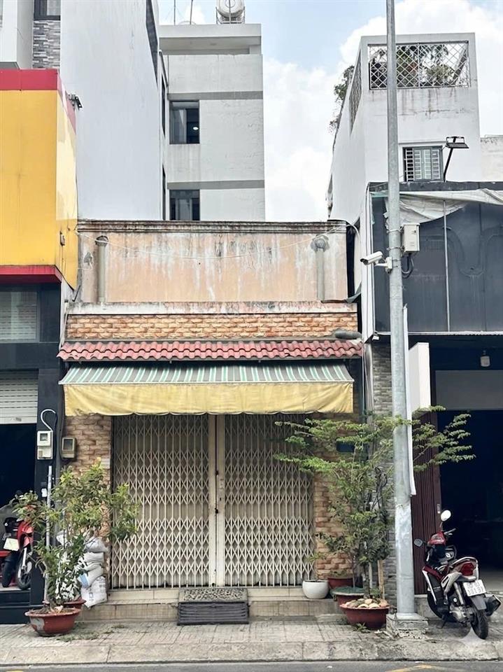Bán mtkd vườn lài, văn cao, tân hương  gần ngã 4  gần 70m2 sổ a4, kinh doanh tốt  12tỷ