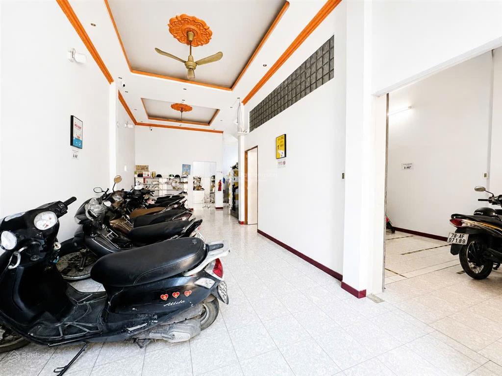 Ngang lớn, hiếm  hxh khu bàn cờ  âu cơ, lạc long quân  gần 110m2, dòng tiền cao  hơn 16tỷ