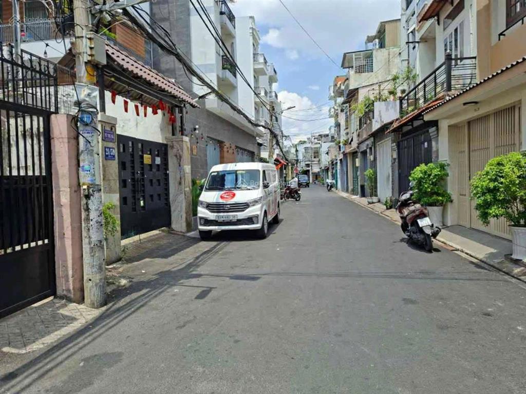 Hẻm 1 trục, xe hơi tránh, kd tốt  vườn lài  gần 170m2, ngang lớn  4 tầng có hầm  hơn 18tỷ