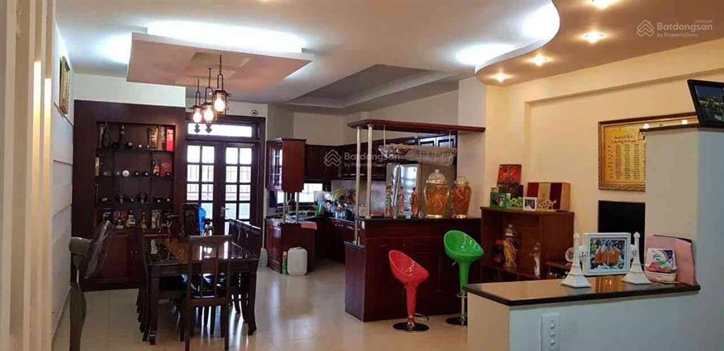 Hẻm 1 trục, xe hơi tránh, kd tốt  vườn lài  gần 170m2, ngang lớn  4 tầng có hầm  hơn 18tỷ