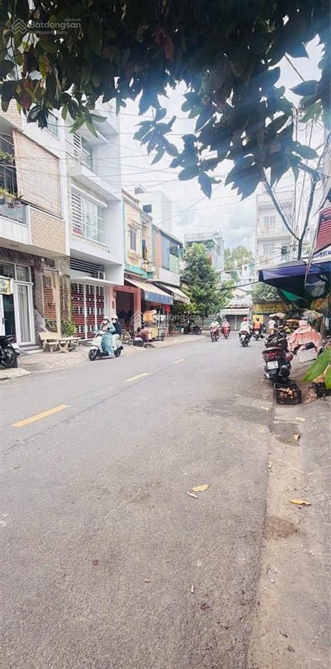 Đất full thổ, xây cao tầng  mtkd đường 12m có lề  gần 110m2, ngang gần 6m, sổ a4  hơn 12t