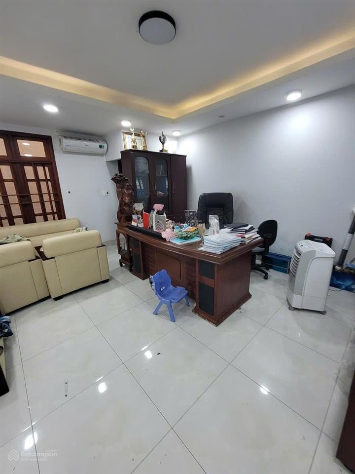 Bán nhà hxh tránh, 5 tầng, 80m² vuông, kd tốt  trần thị trọng, phạm văn bạch  hơn 11 tỷ