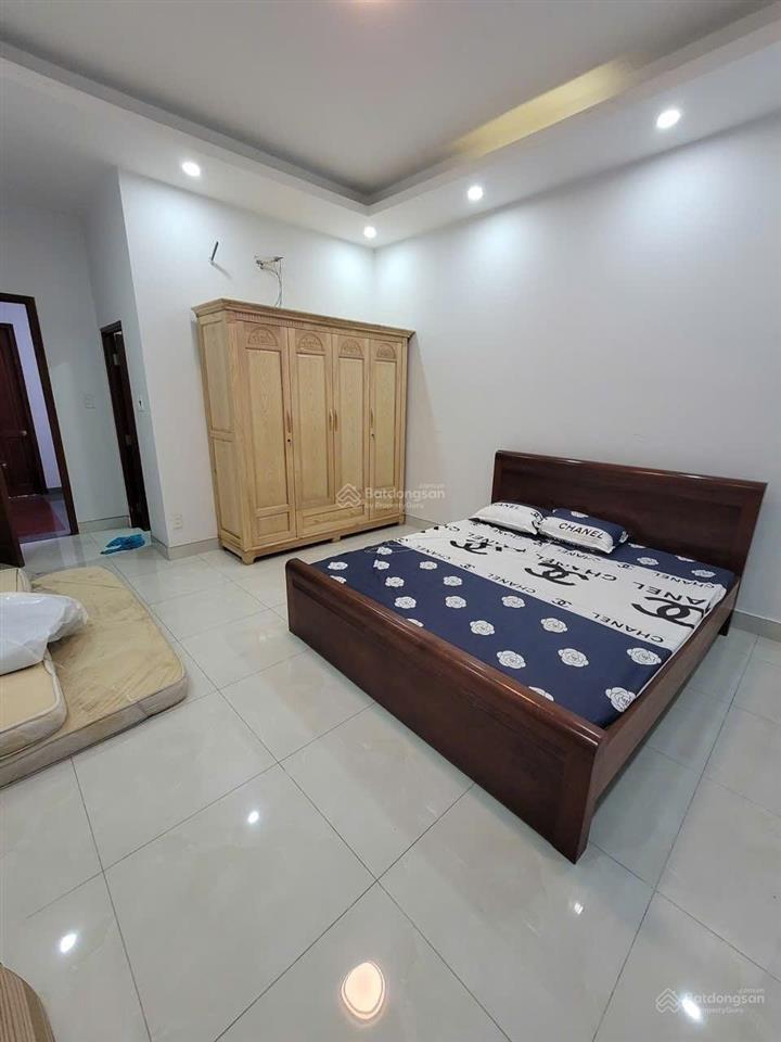 Bán nhà hxh tránh, 5 tầng, 80m² vuông, kd tốt  trần thị trọng, phạm văn bạch  hơn 11 tỷ