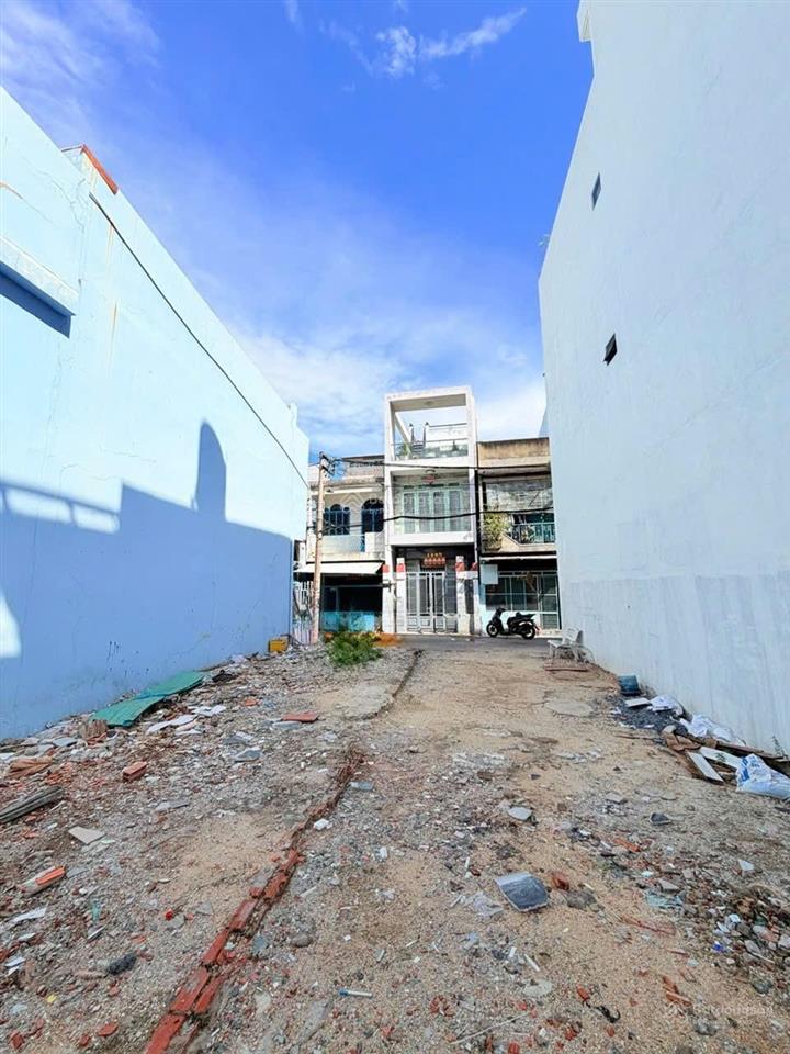 Kiếm đâu ra  đất rộng sát 230m²  ngang lớn 8m  hxh thông  âu cơ, lạc long quân  hơn 19t