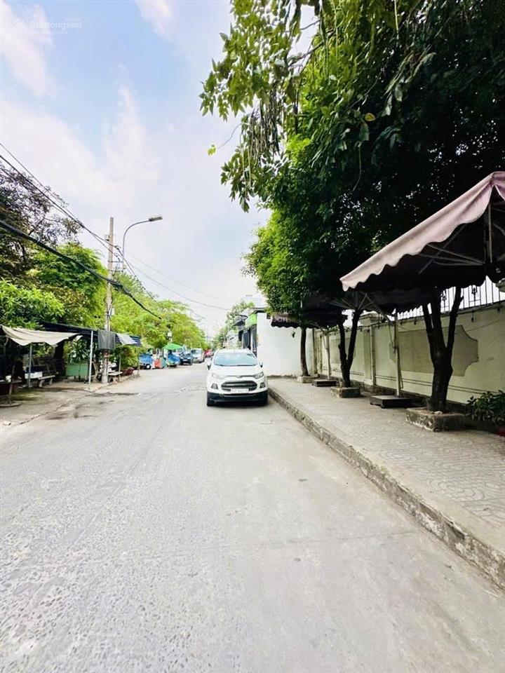 Giá tốt  mt khu tân hương, độc lập  gần 160m2, ngang hơn 8m  đất trống  hơn 14tỷ