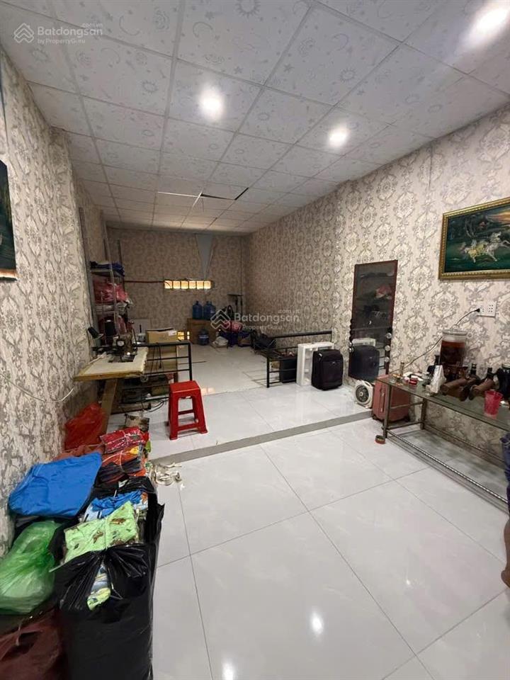 Ngay lý thường kiệt & chợ tân bình chỉ 10 tỷ gần 120m2 hxh né nhau, ngang gần 5m nở hậu vuông
