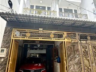 Chị em bán gấp  gần 90m2, hẻm 6m thẳng trục  5 tầng mới đẹp  ngay phạm văn bạch  hơn 9 tỷ