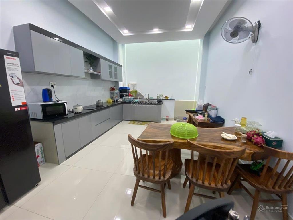 Khu vip tân sơn nhì, hoa bằng, nguyễn quý anh  3 tầng mới đẹp  85m2, sổ a4  chỉ 11 tỷ