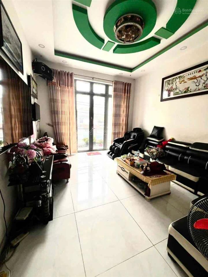 Đi định cư  cc lâu đời  bán nhanh, giá tốt  mtkd trịnh đình trọng  gần 80m2  5 tầng  chỉ 10tỷ