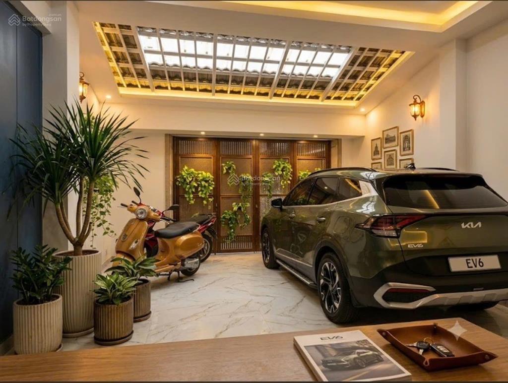Nhà 5 tầng  hẻm nhựa, 7 chỗ ngủ nhà  65m2  ngang sát 5m  nguyễn bặc, phạm văn hai  hơn 9 tỷ