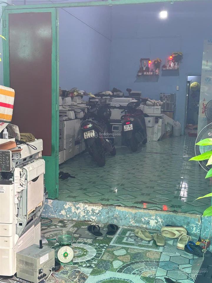 Bán đất tặng nhà  ni sư huỳnh liên, kề bàu cát 2  gần 200m2, ngang 8m sổ a4  hxh tránh 1 trục