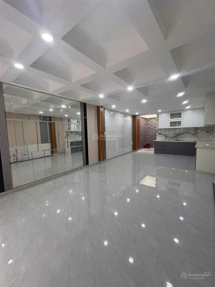 Mtkd trần hưng đạo, sát luỹ bán bích, âu cơ  4 tầng, gần 100m2, ngang gần 5m  hơn 13tỷ