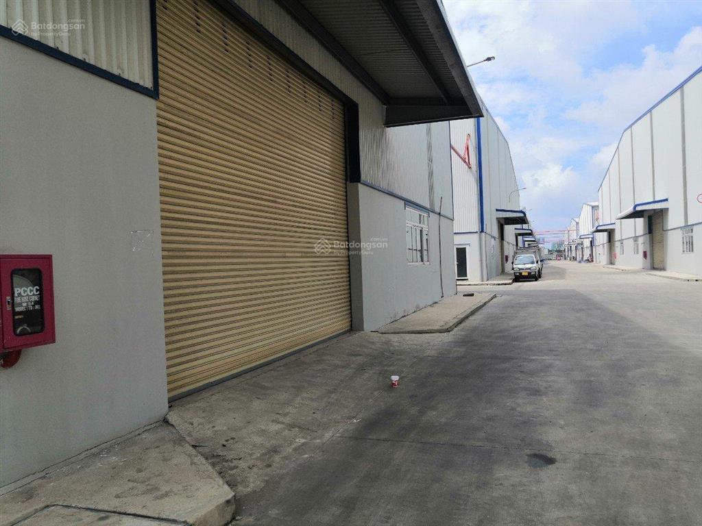 Chính chủ cho thuê kho chứa hàng diện tích 5000m2 đầy đủ pccc nghiệm thu tại đức hòa, long an