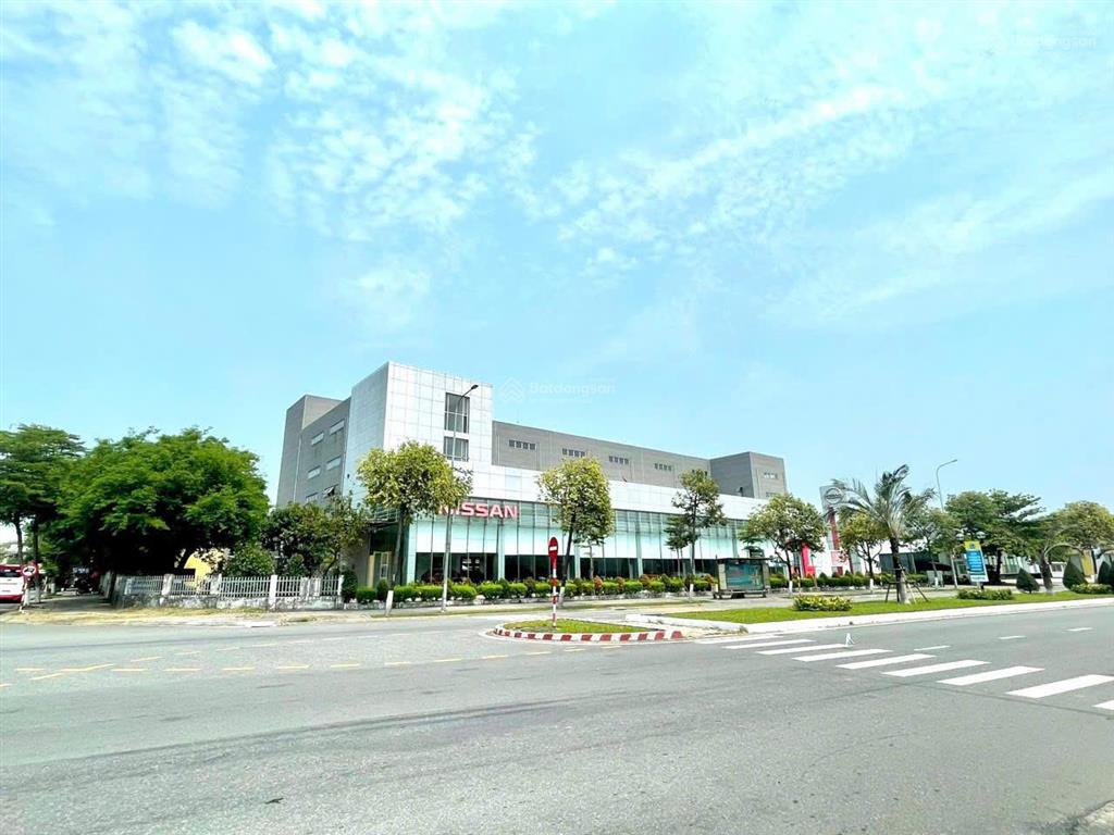 Bán đất tặng tòa 6105m2 4 mặt tiền nguyễn hữu thọ  thành thái  trương quang giao  lương văn can