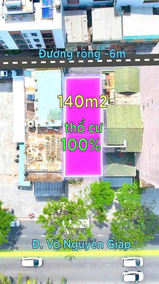 Mặt tiền võ nguyên giáp 140m2 ngang 7m, đối diện có lối đi bộ ra biển