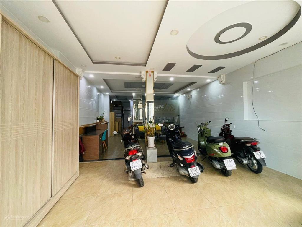 Toà nhà chdv 15p  tn 120tr/tháng  chỉ 2x tỷ  hẻm xh  võ thị sáu, quận 1