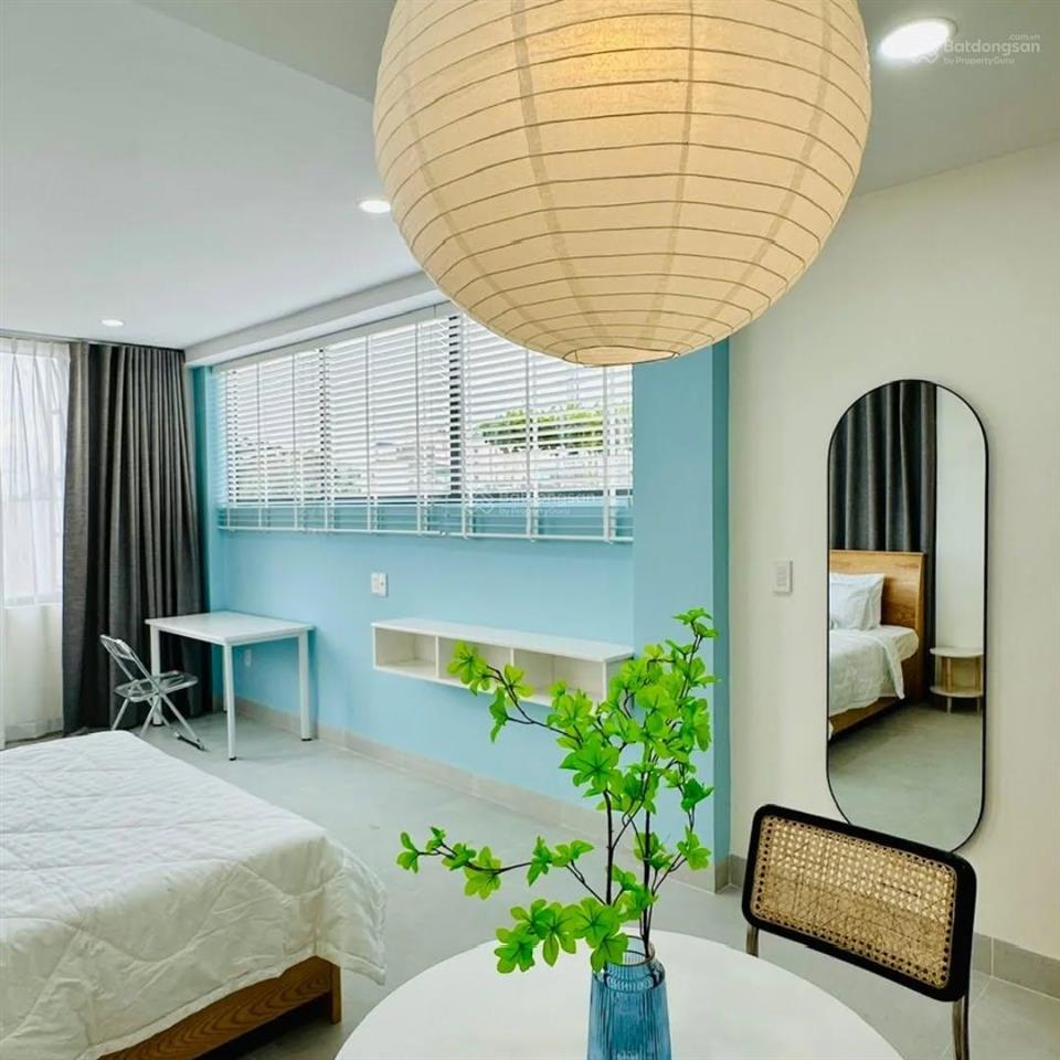 Toà chdv cao cấp  hầm/8 tầng  hxh võ thị sáu, q.1  dt 4,2m x 26m  giá 2x tỷ  hđt 100tr