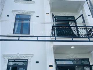 Nhà 3 tầng chợ mai đường võ tử thành  tp huế giá 3 tỷ 1xx