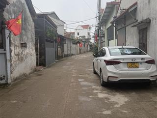 Hơn 3 tỷ nhà cấp 4 mới tinh đầy đủ công năng, ngõ thông ô tô đỗ cửa cách trung tâm 2km 0788 335 ***