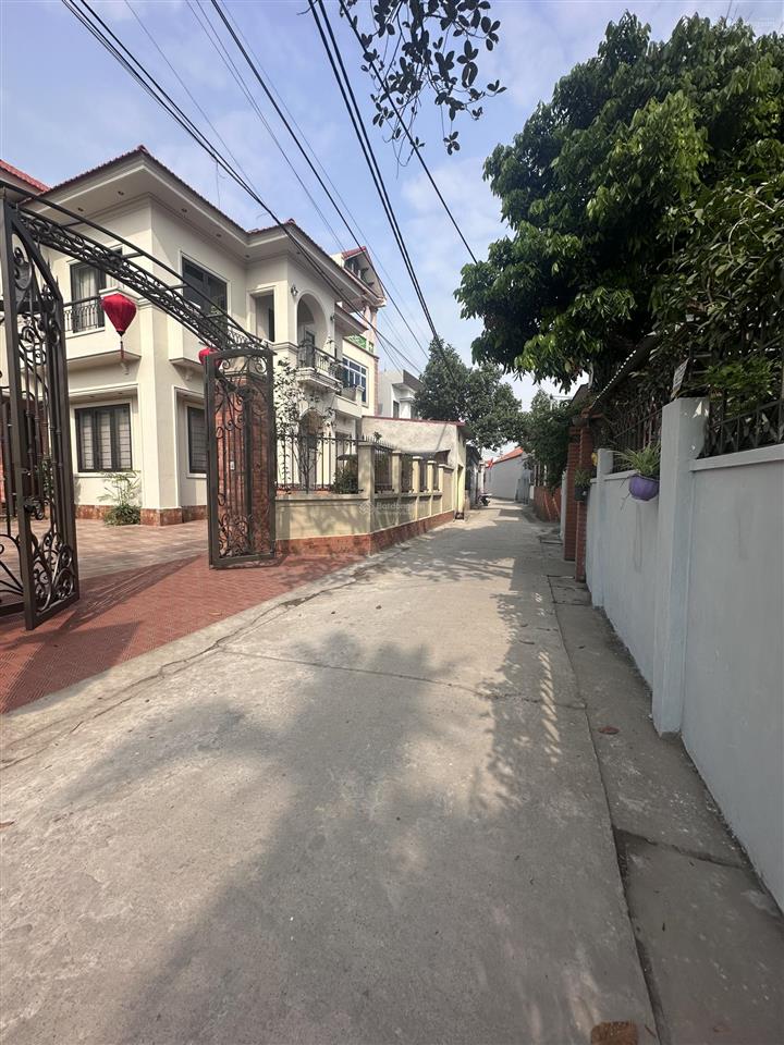 Cần bán gấp hơn 3 tỷ cho 80m gần dự án vinolympic tiềm năng 0788 335 ***
