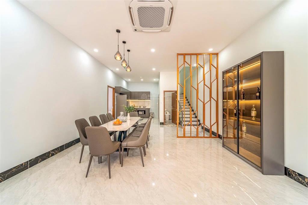 Cho thuê villa ngũ hành sơn mới xây xong (có hồ bơi)
