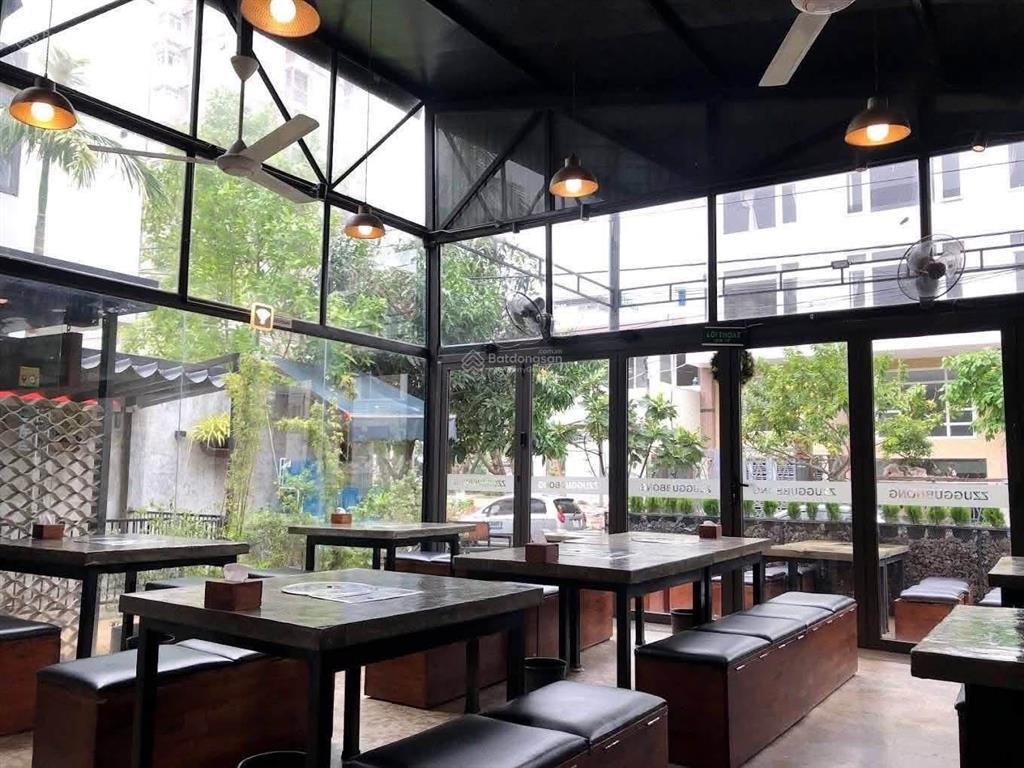 Cho thuê mặt bằng 300m gần phạm văn đồng, sơn trà. khu khách du lịch rất đông