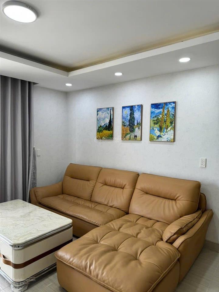 Bán chcc lucky palace 3 pn, 2 wc 7,5 ty , chính chủ  0913 737 *** xem nhà
