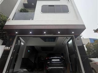 Siêu phẩm nhà thanh bình, hàn thuyên. ô tô đỗ cửa