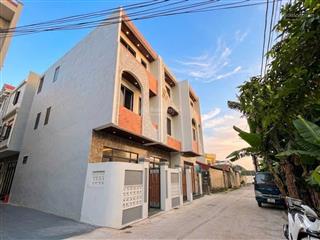 Nhà đẹp phạm ngũ lão, tô hiến thành giá 2399. ô tô đỗ cửa