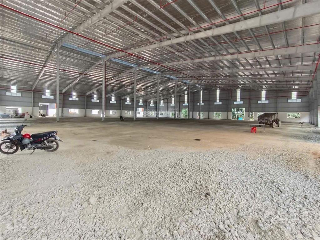 Cho thuê nhà xưởng kế kcn bàu bàng, tổng trên 20.000m2, cắt lẻ theo yêu cầu khách hàng