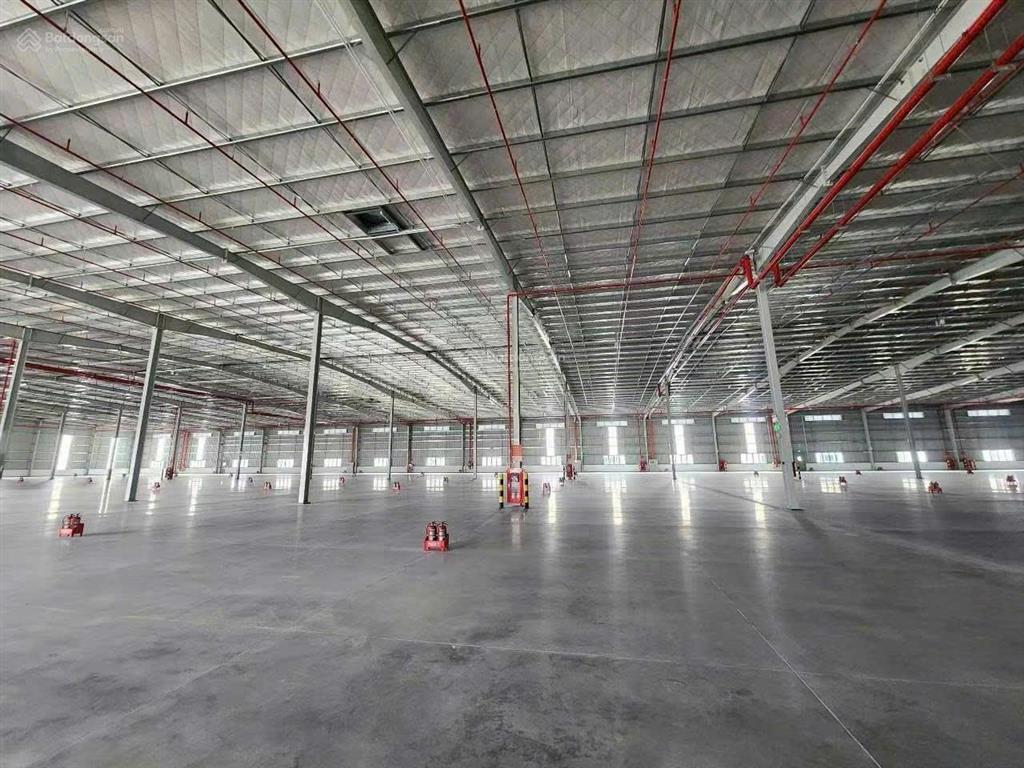 Nhà xưởng 3000m2 cho thuê tại kcn bàu bàng mới đẹp, pccc đầy đủ