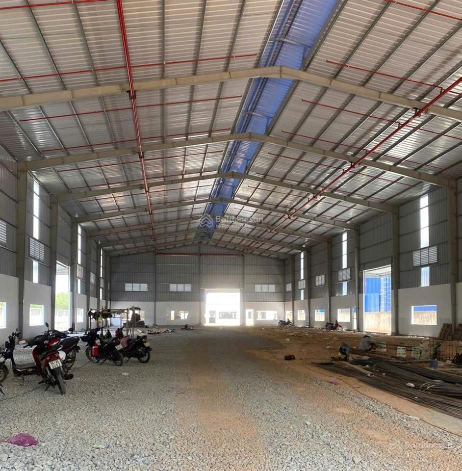 Nhà xưởng mới gần hoàn thiện giá tốt sát tân uyên, sát kcn vsip 2, kcn nam tân uyên bình dương