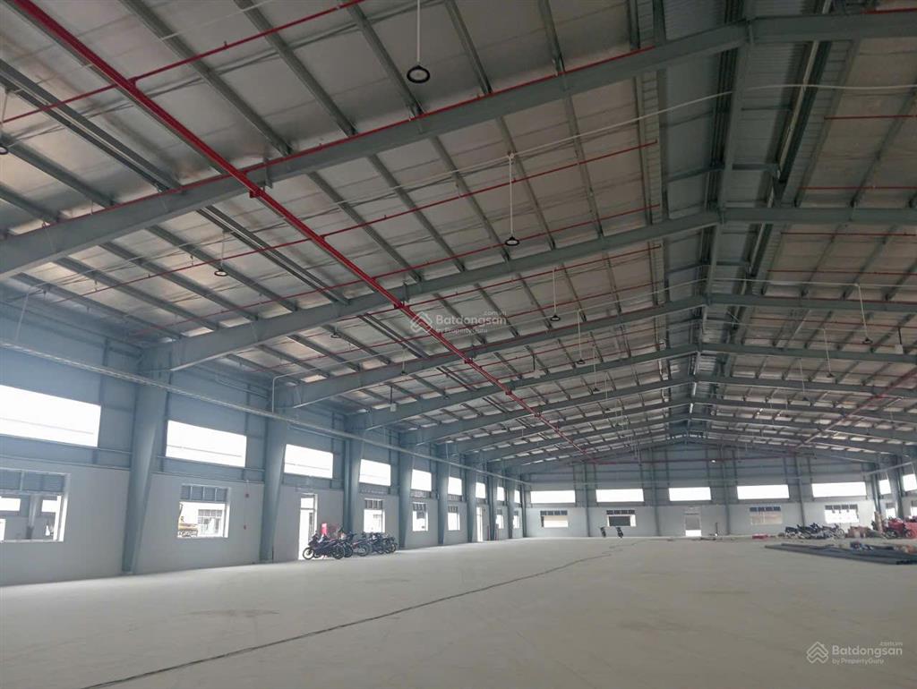 Cho thuê nhà xưởng kế kcn nam tân uyên, vsip 2, 2a, dt 35000m2