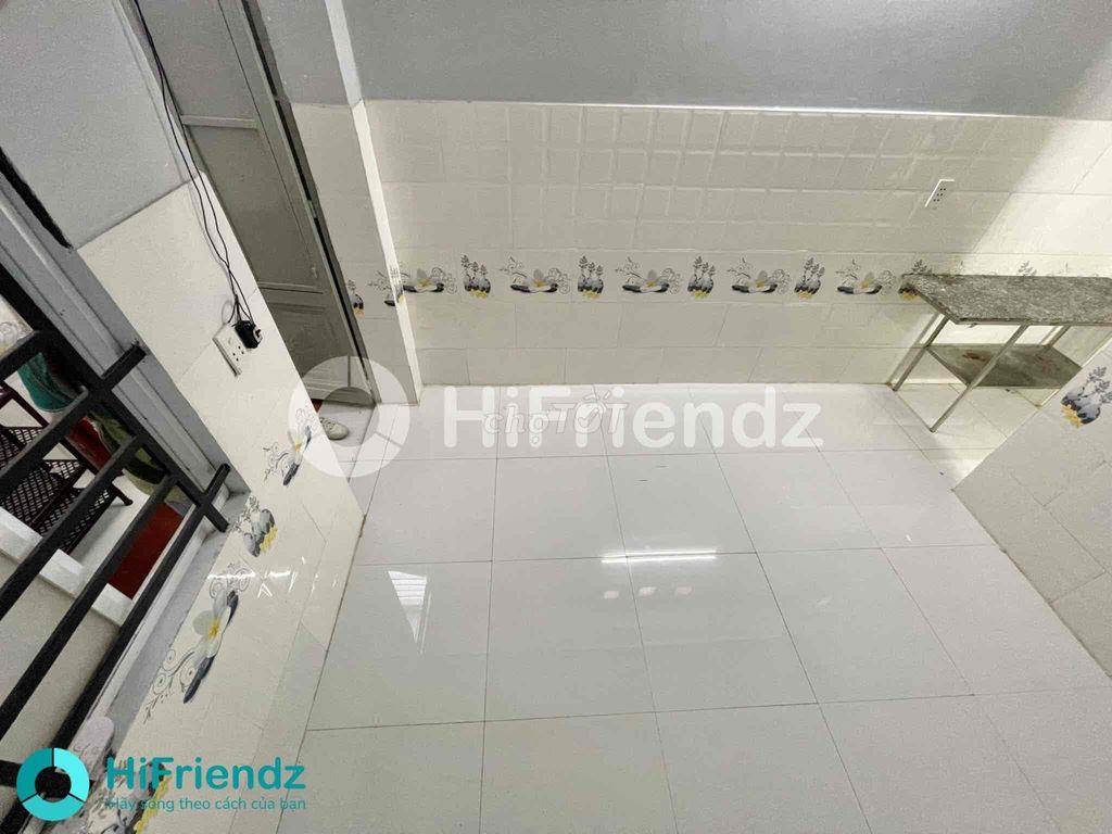 🔥PHÒNG TRỌ GIÁ RẺ GÁC CAO 2M MÁY LẠNH THANG MÁY HẦM XE Ở PHÚ NHUẬN
