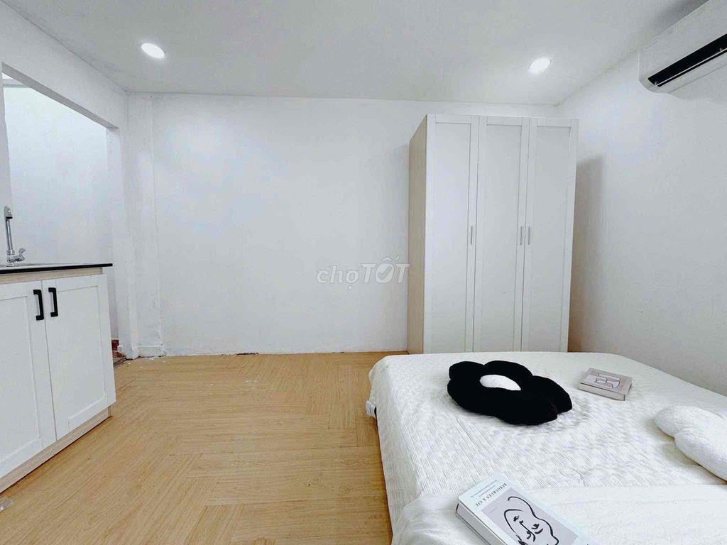 🔥CĂN HỘ CỬA SỔ THOÁNG MÁY GIẶT RIÊNG MỚI TINH NGAY HOÀNG HOA THÁM
