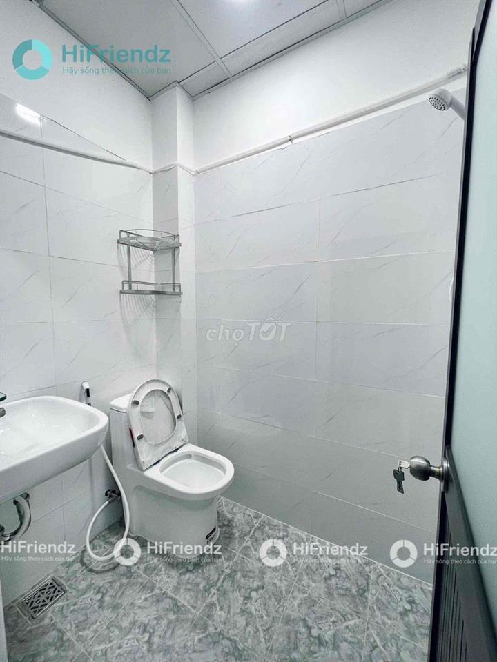🔥CHDV Thang Máy Mới Tinh Full Nội Thất Ngay Sân Bay - CV Gia Định