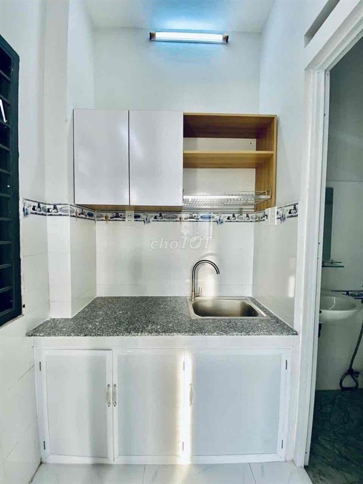 ⭐️CĂN HỘ FULL NỘI THẤT THANG MÁY CỬA SỔ THOÁNG NGAY ETOWN TÂN BÌNH