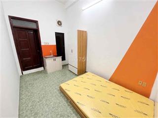 🔥Cho Thuê Phòng Full Nội Thất Giá Rẻ - CMT8 - Ngã Tư Bảy Hiền Giáp Q10