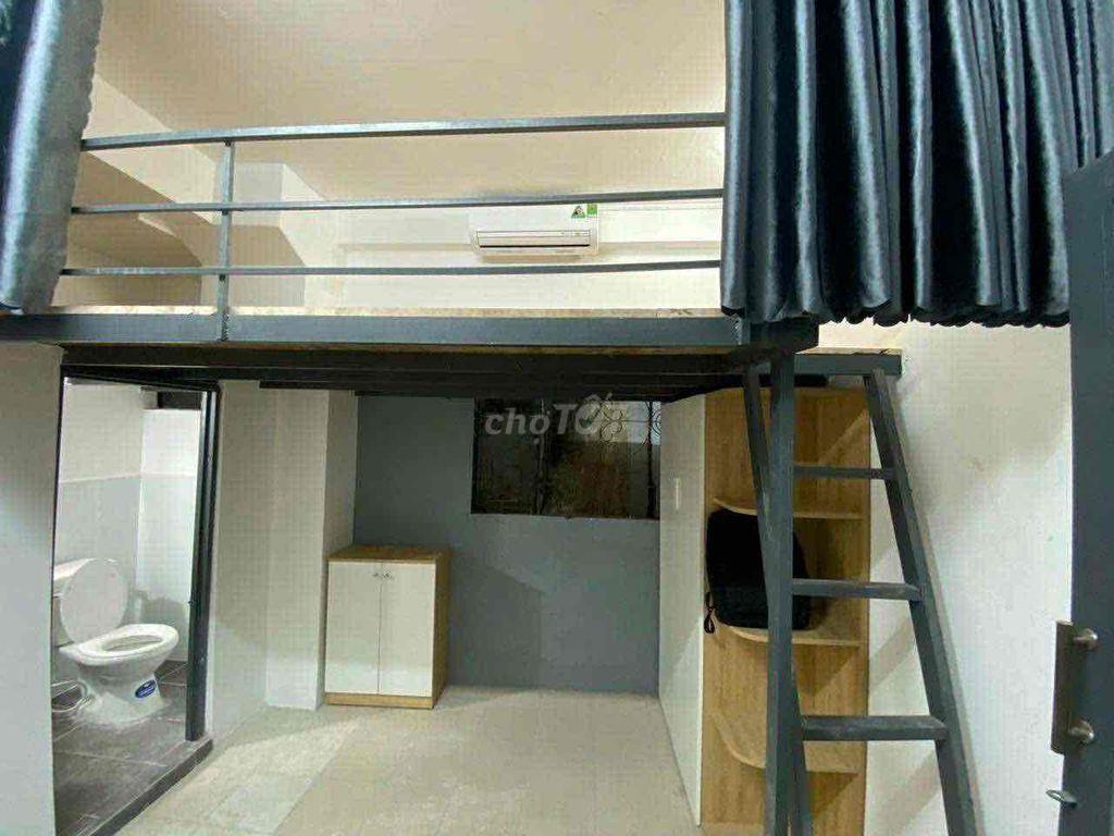 🔥Lê Văn Sỹ -Cho Thuê Phòng Có Gác Cửa Sổ Thoáng Sẵn Máy Lạnh Giáp Q1,3