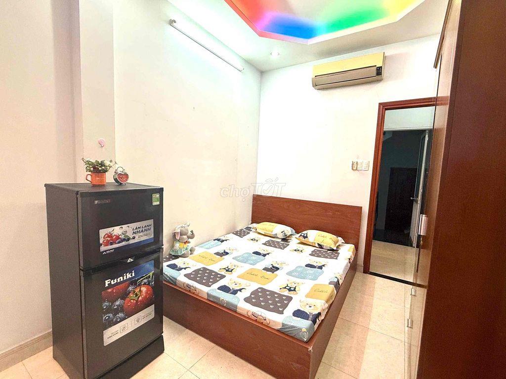 🔥Phan Đăng Lưu - Căn Hộ Bancol/Cửa Sổ Thoáng Full Nội Thất - Trường Sa