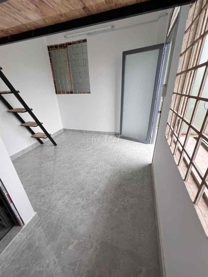 🔥Cho Thuê Phòng Có Gác Mới Bancol/Cửa Sổ Ngay Cộng Hoà Hoàng Hoa Thám