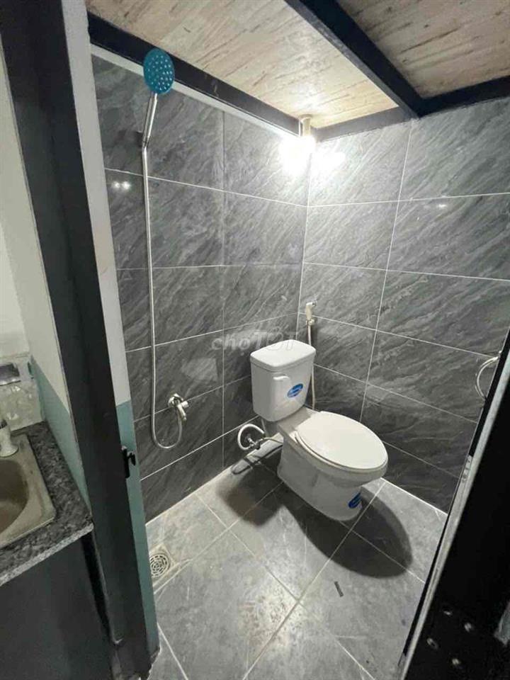 🔥Cho Thuê Phòng Có Gác Mới Bancol/Cửa Sổ Ngay Cộng Hoà Hoàng Hoa Thám