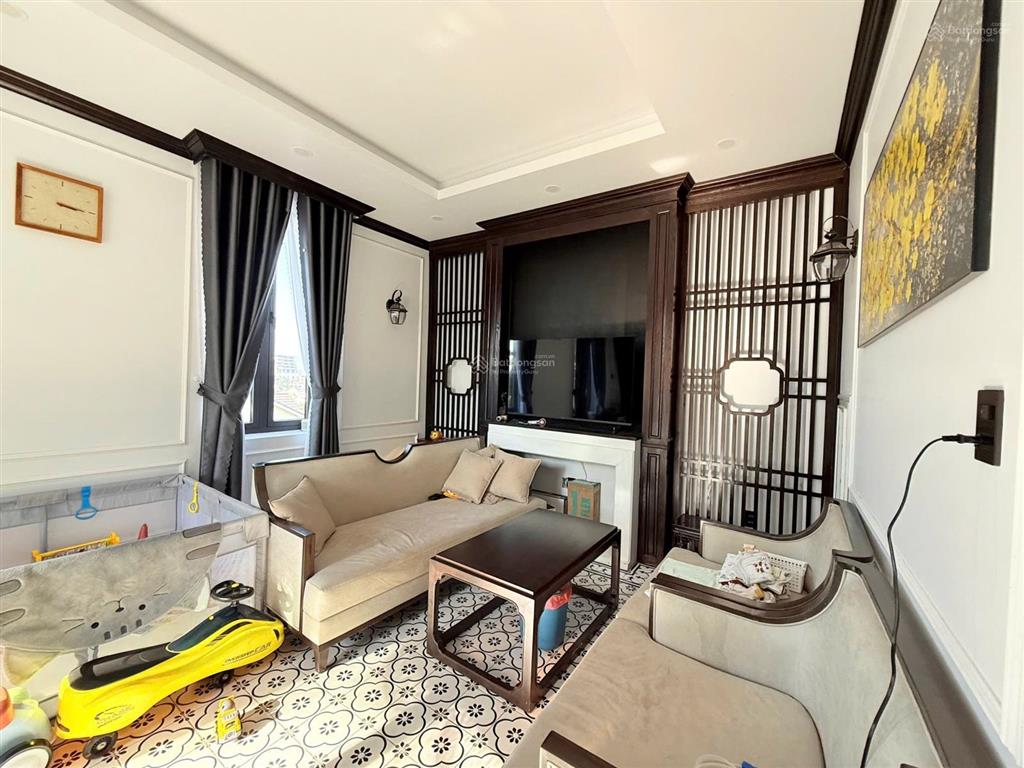 Bán villa khe sanh đẹp view đẹp dt 733.2m2 đất ở đô thị 211,8m2 giá 16 tỷ