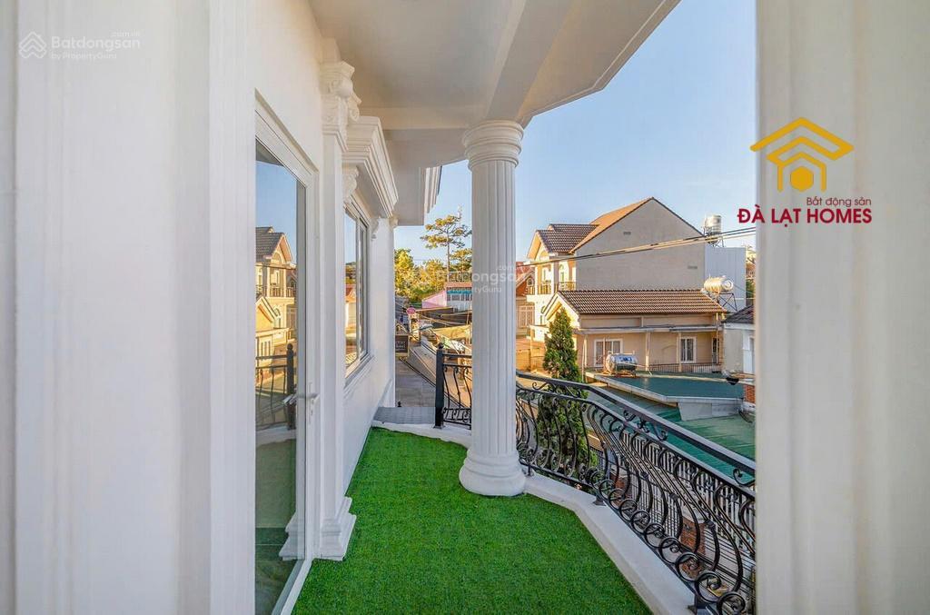 Bán khách sạn triệu việt vương đà lạt 85 tỷ mặt tiền, đẹp ,hiện đại view thoáng