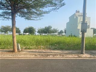 Saigon village cần bán nhanh nền dãy b7 gần công viên thể thao dự án, giá đầu tư chỉ 2tỷ100