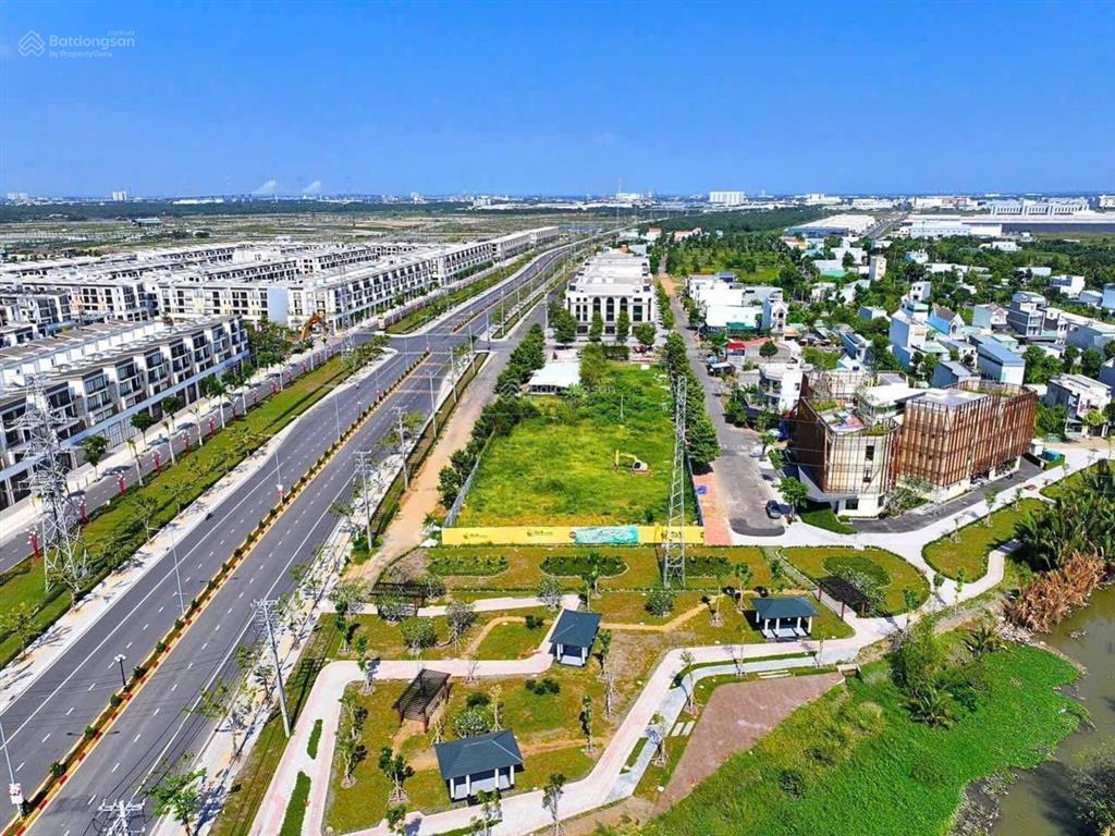 Kdc thái sơn long hậu bán nhanh nền 100m2 đường số 12 lộ giới 16m,trục thông qua kcn giá chỉ 2ty350